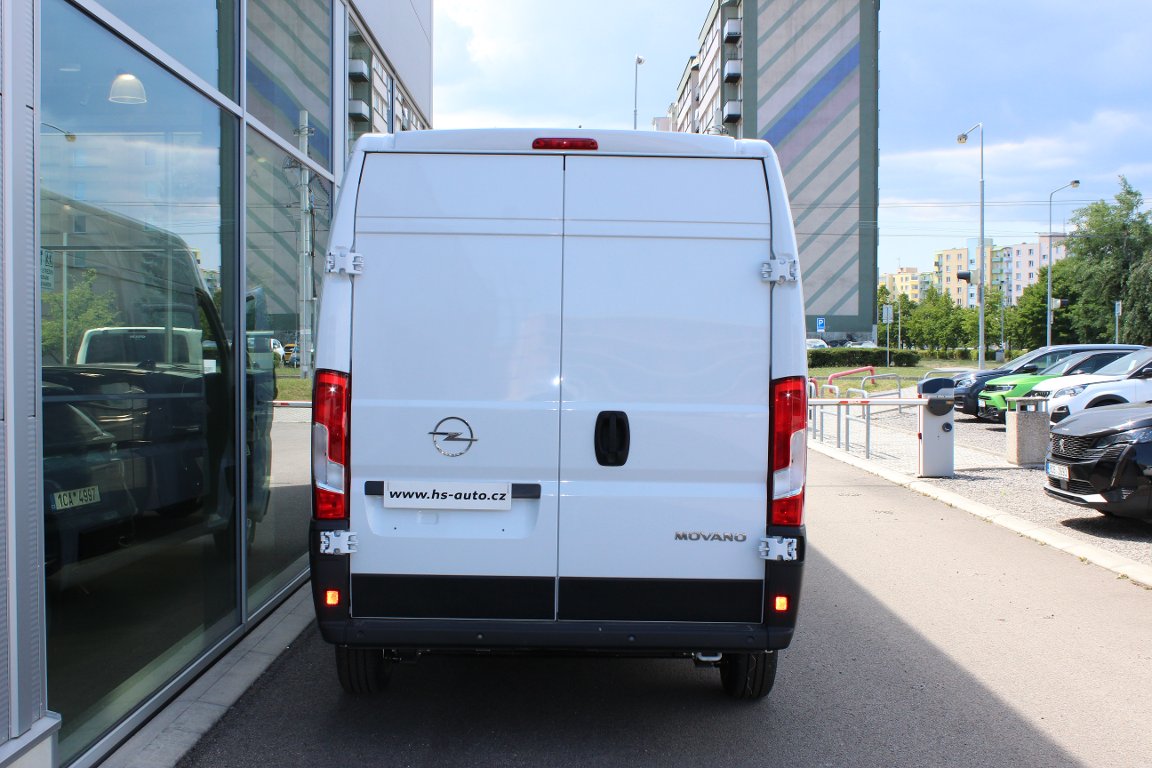 Opel Movano