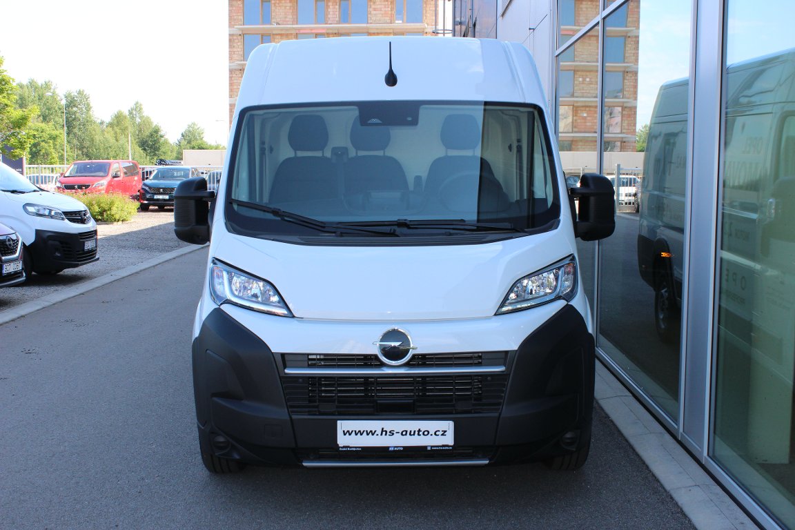 Opel Movano